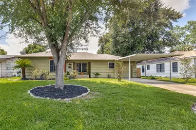 5614 Westover Street, Houston, TX 77033 - Photo 1