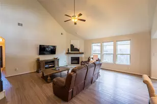 193 Climbing Oaks Pl, Montgomery, TX 77316 - Photo 9