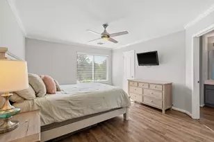 9426 Coatsworth Dr, Sugar Land, TX 77498 - Photo 15