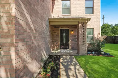 9426 Coatsworth Drive, Sugar Land, TX 77498 - Photo 3