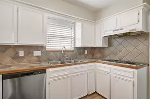 25519 Many Oak Dr, Spring, TX 77380 - Photo 13