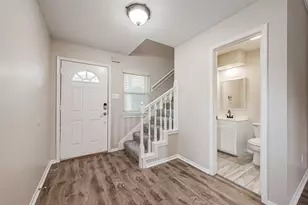 131 Cove Cir, Conroe, TX 77356 - Photo 7