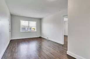 7626 Pecan Villas Dr, Houston, TX 77061 - Photo 5