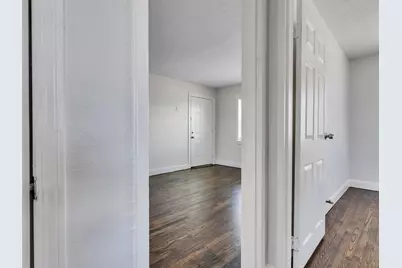 7626 Pecan Villas Drive #3, Houston, TX 77061 - Photo 11