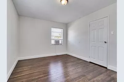 7626 Pecan Villas Drive #3, Houston, TX 77061 - Photo 13