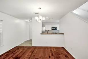 1719 Redwing Bluff Dr, Houston, TX 77009 - Photo 13