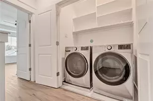 728 E 38th St, Houston, TX 77022 - Photo 11