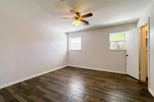 45 Adler Cir, Galveston, TX 77551 - Photo 13