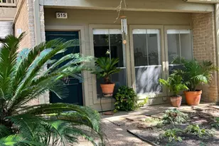 2100 Tanglewilde St, Houston, TX 77063 - Photo 19