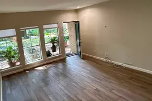 2100 Tanglewilde St, Houston, TX 77063 - Photo 11