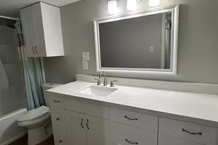 2100 Tanglewilde St, Houston, TX 77063 - Photo 13