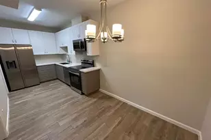 2100 Tanglewilde St, Houston, TX 77063 - Photo 5