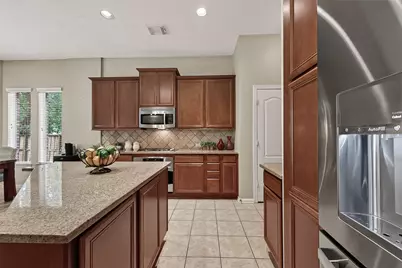 6806 Peatwood Way, Sugar Land, TX 77479 - Photo 15