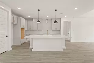 223 Warbler Song Dr, Willis, TX 77318 - Photo 5