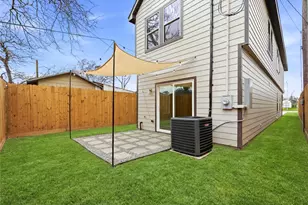 317 S 3rd St, La Porte, TX 77571 - Photo 15