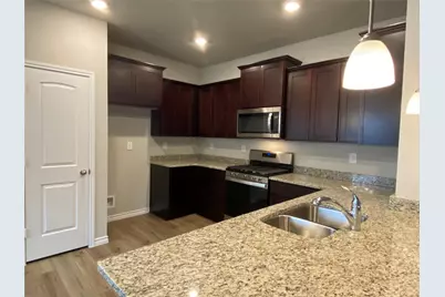 1008 Davy Street, Brenham, TX 77833 - Photo 5