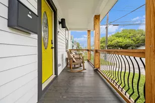 2015 37th St, Galveston, TX 77550 - Photo 3