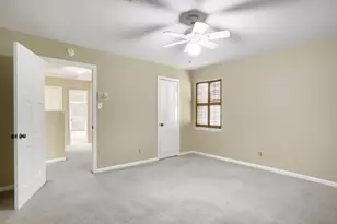 10903 Tupper Lake Dr, Houston, TX 77042 - Photo 19
