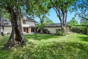 10903 Tupper Lake Dr, Houston, TX 77042 - Photo 25