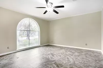 10903 Tupper Lake Drive, Houston, TX 77042 - Photo 15