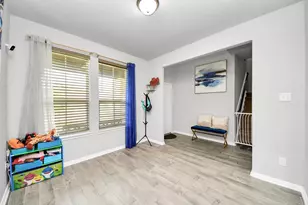 1003 Cold Snow Dr, Houston, TX 77090 - Photo 7