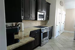 7013 Kelliwood Dr, Port Arthur, TX 77642 - Photo 7