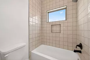 7422 Maxroy St, Houston, TX 77088 - Photo 33