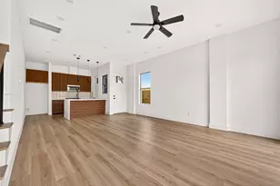7422 Maxroy St, Houston, TX 77088 - Photo 9
