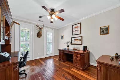 15818 Hunters Lake Way, Houston, TX 77044 - Photo 11