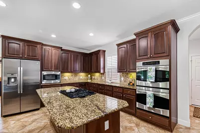 15818 Hunters Lake Way, Houston, TX 77044 - Photo 17