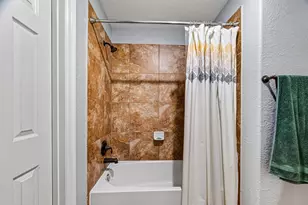 15818 Hunters Lake Way, Houston, TX 77044 - Photo 29