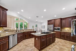 15818 Hunters Lake Way, Houston, TX 77044 - Photo 17
