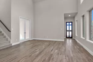 604 Crested Duck Ct, Willis, TX 77318 - Photo 5