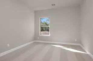 604 Crested Duck Ct, Willis, TX 77318 - Photo 13