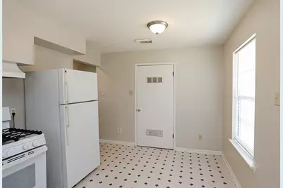 7810 Queen Street, Houston, TX 77028 - Photo 9