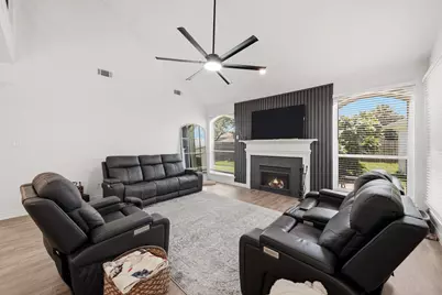 14847 Armitage Lane, Sugar Land, TX 77498 - Photo 11