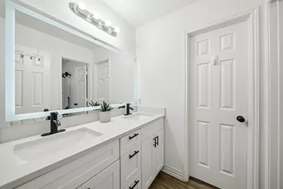 14847 Armitage Lane, Sugar Land, TX 77498 - Photo 41