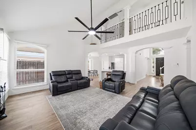14847 Armitage Lane, Sugar Land, TX 77498 - Photo 15
