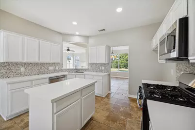 4911 Tallow Cove Drive, Baytown, TX 77521 - Photo 15