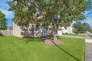 4911 Tallow Cove Dr, Baytown, TX 77521 - Photo 3