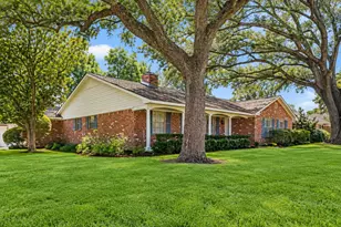 8403 Braes Meadow Dr, Houston, TX 77071 - Photo 3