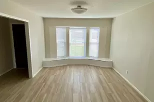 6002 Effingham Dr, Houston, TX 77035 - Photo 3