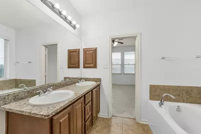 13011 Clover Creek Point Lane, Humble, TX 77346 - Photo 19