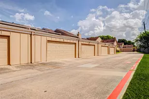11643 Village Pl Dr, Houston, TX 77077 - Photo 27