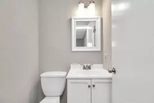 12811 Glen Hollow Dr, Houston, TX 77048 - Photo 7