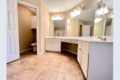 1802 Hickory Hill Court, Sugar Land, TX 77478 - Photo 19