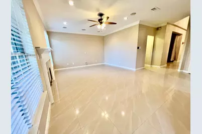 1802 Hickory Hill Court, Sugar Land, TX 77478 - Photo 7