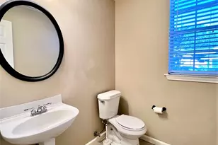 1802 Hickory Hill Ct, Sugar Land, TX 77478 - Photo 15