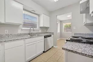 8707 Yvonne Dr, Houston, TX 77044 - Photo 13