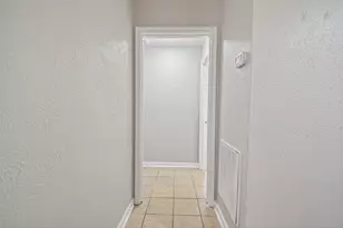 8707 Yvonne Dr, Houston, TX 77044 - Photo 17